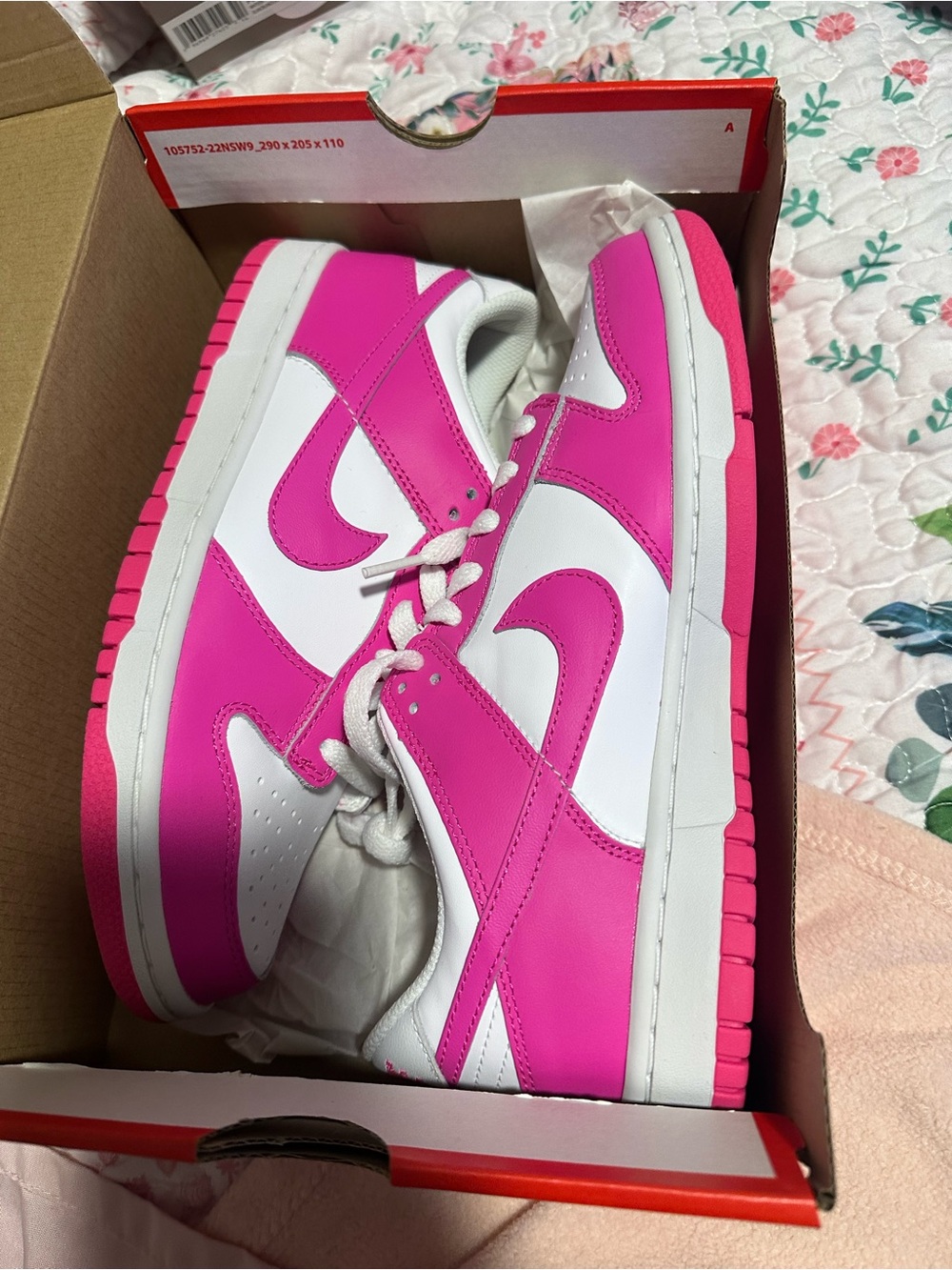 Nike Dunk Low GS White/Fuchsia Laser Box